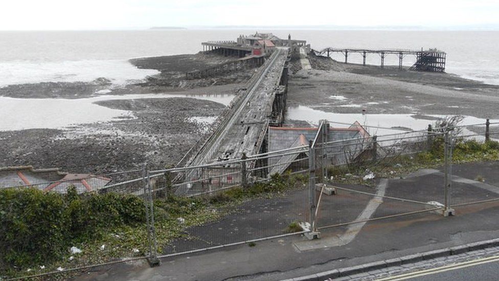 Birnbeck Pier and island