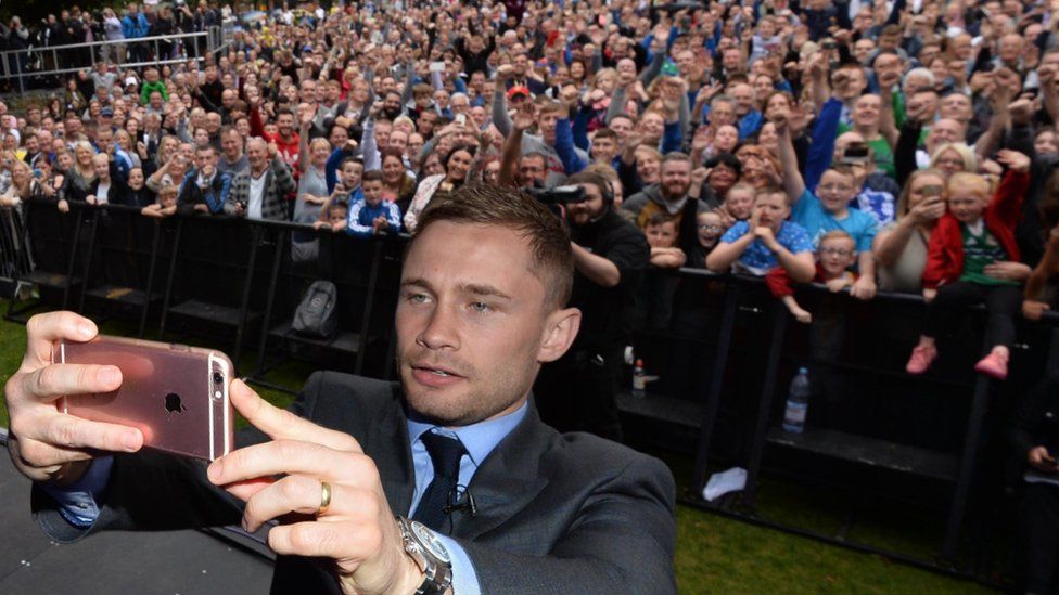 Carl Frampton takes a selfie with his fans at Belfast City Hall