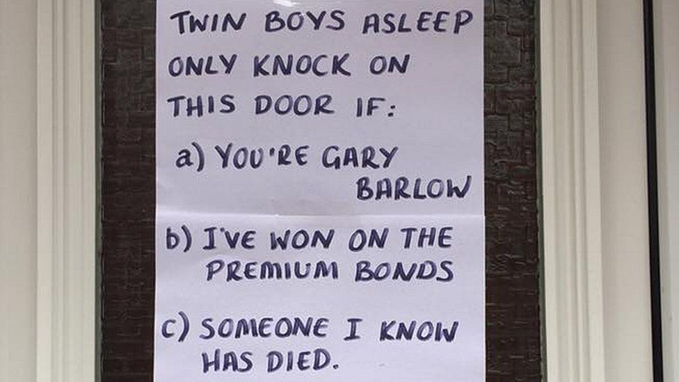 Gary Barlow sign on door