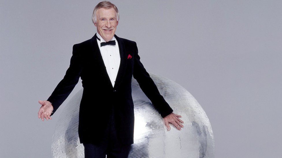The late, great Bruce Forsyth waltzed away from Strictly in 2014.
