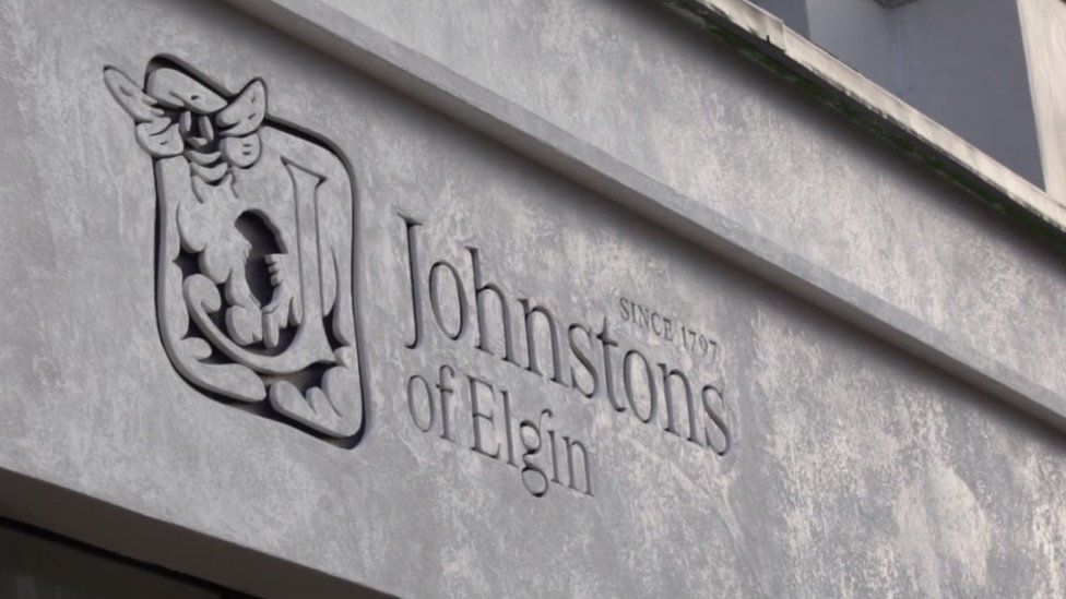 Textile firm Johnstons of Elgin warns of job loses - BBC News