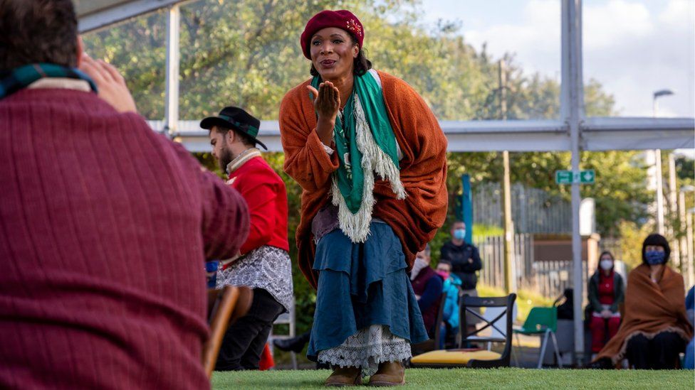 Elizabeth Llewellyn (Mimi) at the La Boheme dress rehearsal