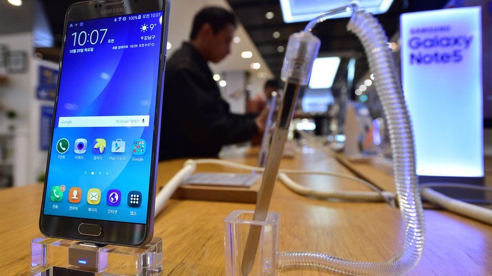The Galaxy Note 5 was launched last year - but some users soon had trouble with the S-Pen stylus
