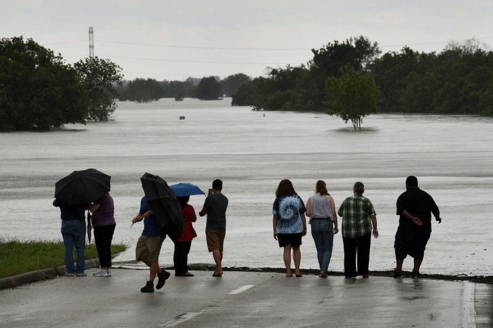 In the path of a Houston reservoir near breaking point BBC News