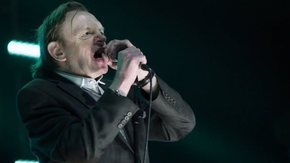 Mark E Smith performing in 2015
