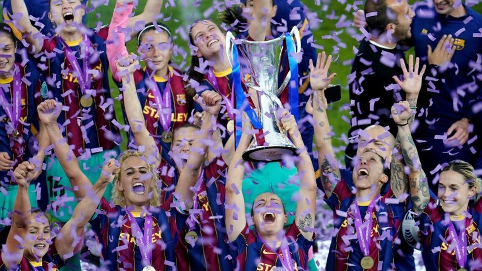 Women's Champions League Final: Who Lifted The Trophy? - BBC Newsround