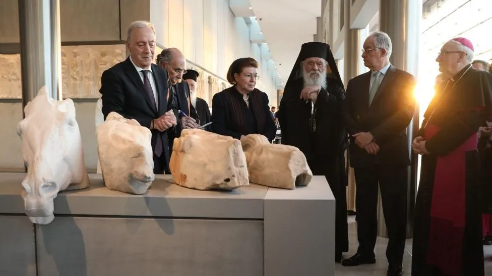 Το Βατικανό επιστρέφει στην Ελλάδα τα γλυπτά του Παρθενώνα