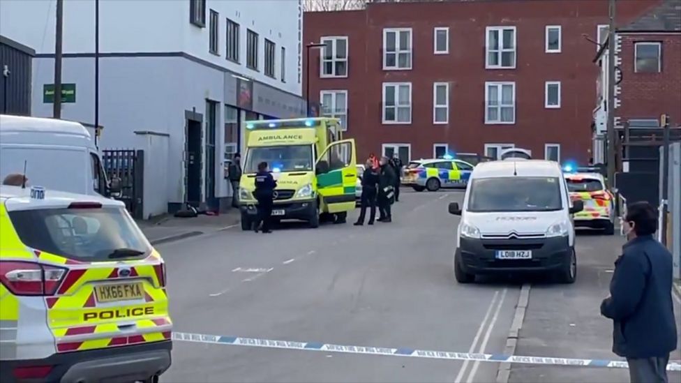 Southampton Stabbing: Teenage Boys Arrested After Attack - BBC News