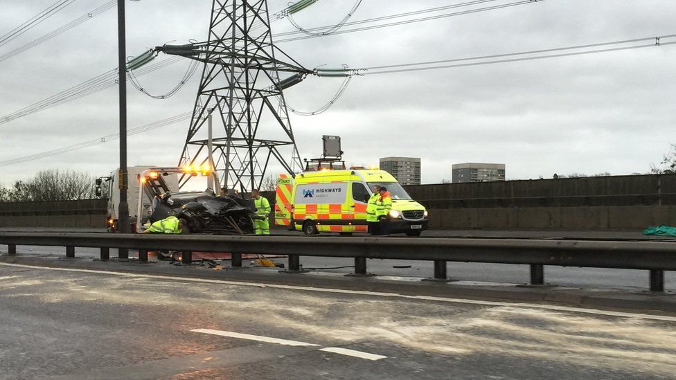 M6 Clean-up Delayed After Fatal Crash, Leaked Report Says - BBC News