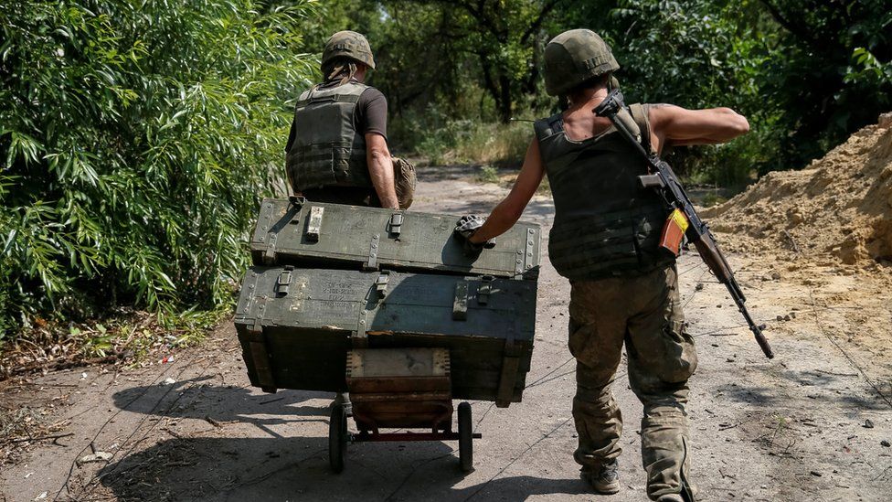 Ukrainian soldiers in Avdiyivka, eastern Ukraine, 10 August