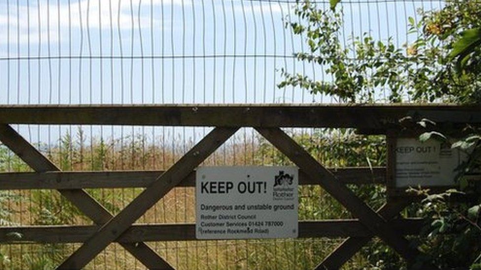 Plan to save Fairlight homes from coastal erosion - BBC News