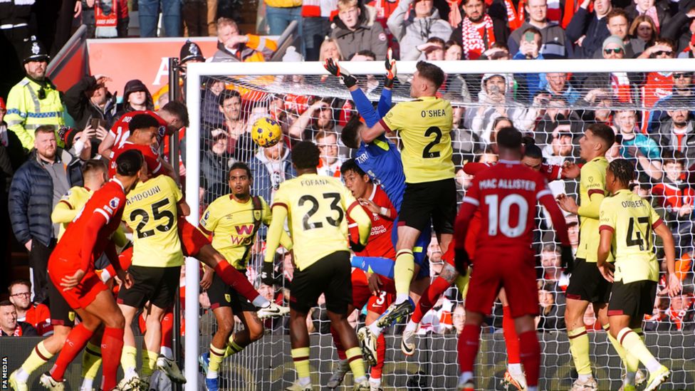 Liverpool 3 1 Burnley Darwin Nunez Scores In Front Of New Club Record