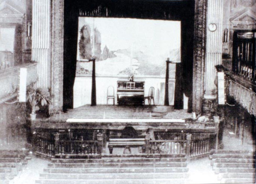 Inside Glen Cinema