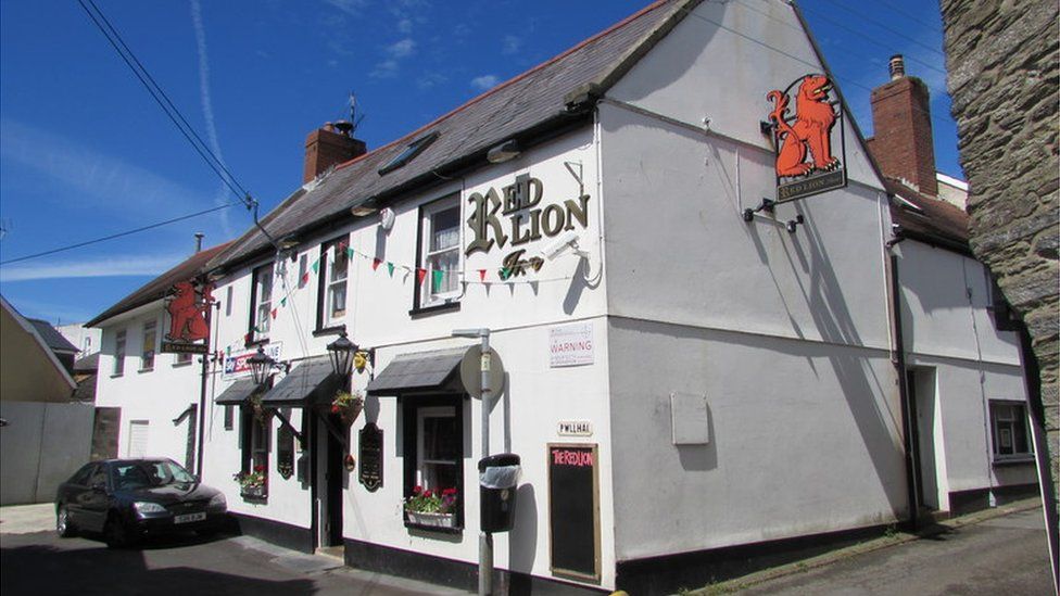 The Red Lion pub, Cardigan