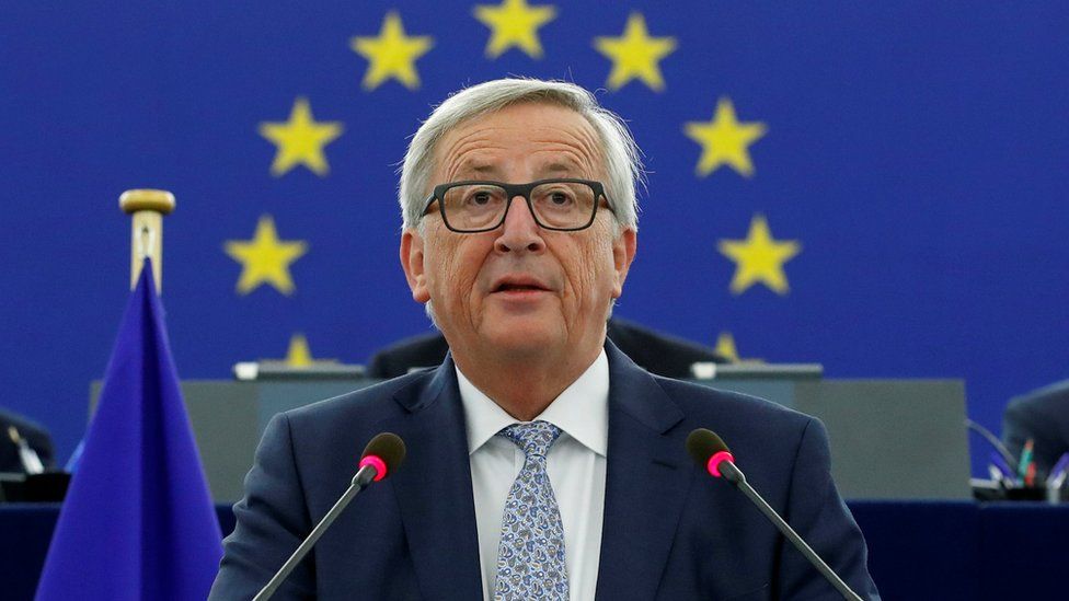 Jean-Claude Juncker addresses the European Parliament in Strasbourg