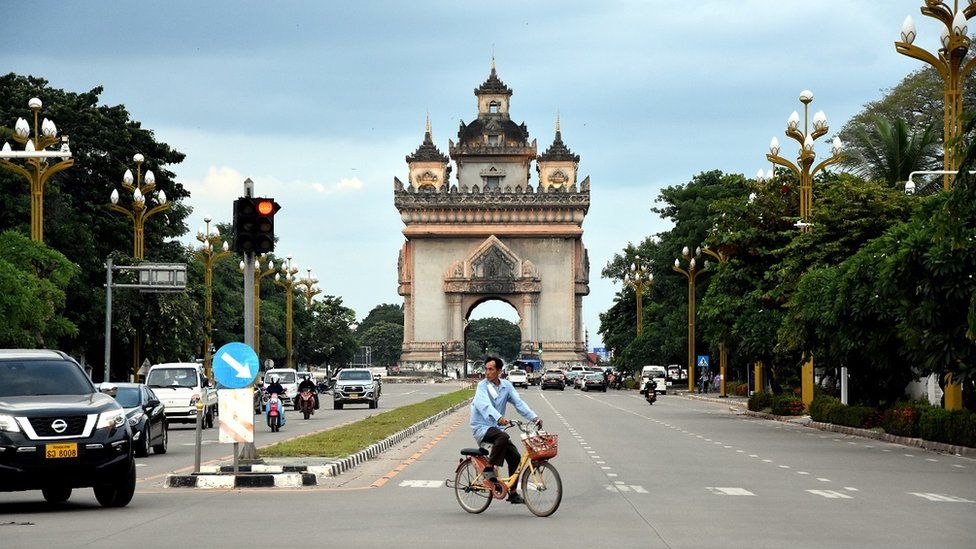 The Patuxai monument in Vientiane