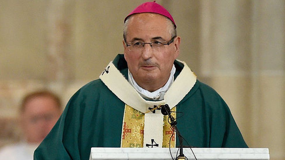 Archbishop of Glasgow Philip Tartaglia dies with Covid aged 70 - BBC News