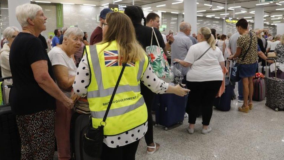 thomas cook baggage claim