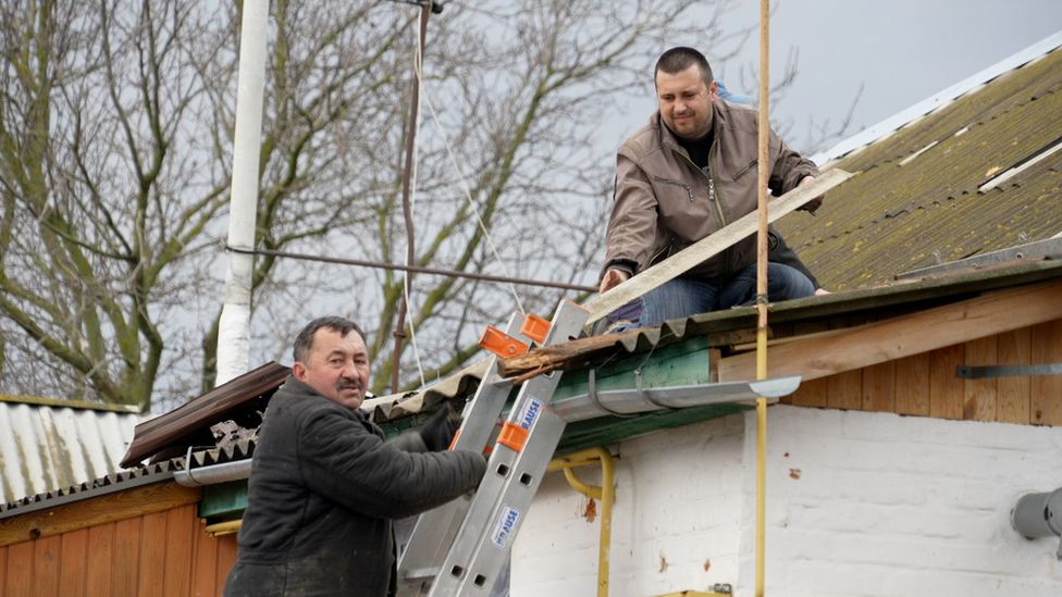 Leonid on a ladder