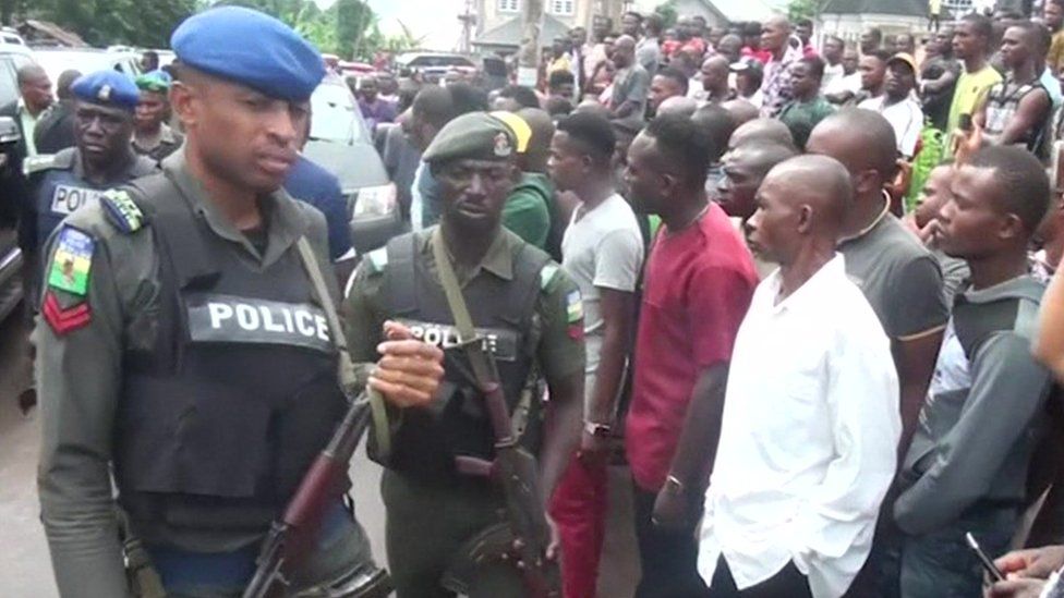 Eleven dead in Nigeria church gun attack - BBC News