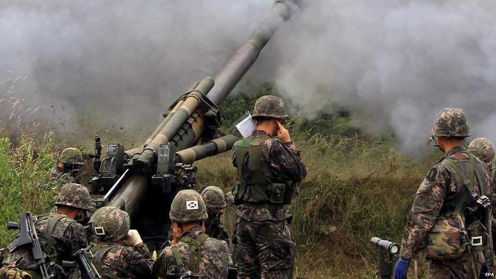 File photo: South Korean soldiers engaging in a drill to fire 155mm shells