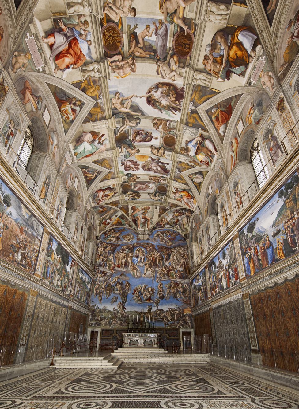 The virtual tour gives you the chance to marvel at the magnificent Sistine Chapel in Vatican City, including Michelangelo's breathtakingly beautiful ceiling