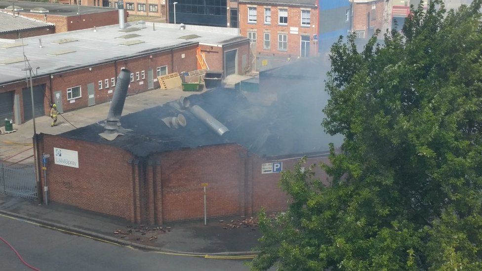 Paint factory fire causes traffic disruption in Leicester city centre ...