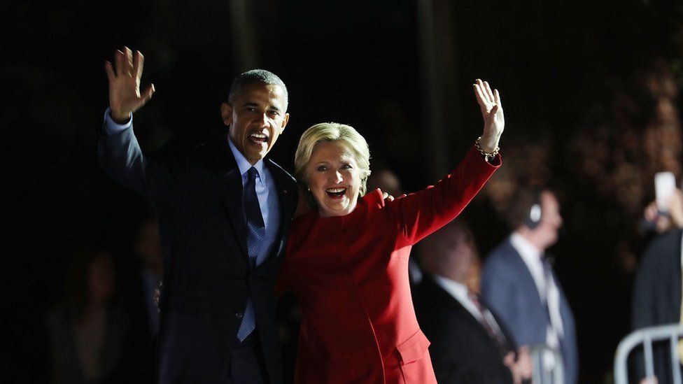 Barack Obama and Hillary Clinton - waving