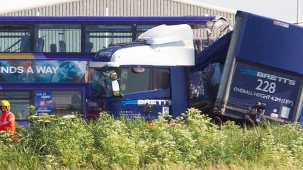 Bus and lorry crash