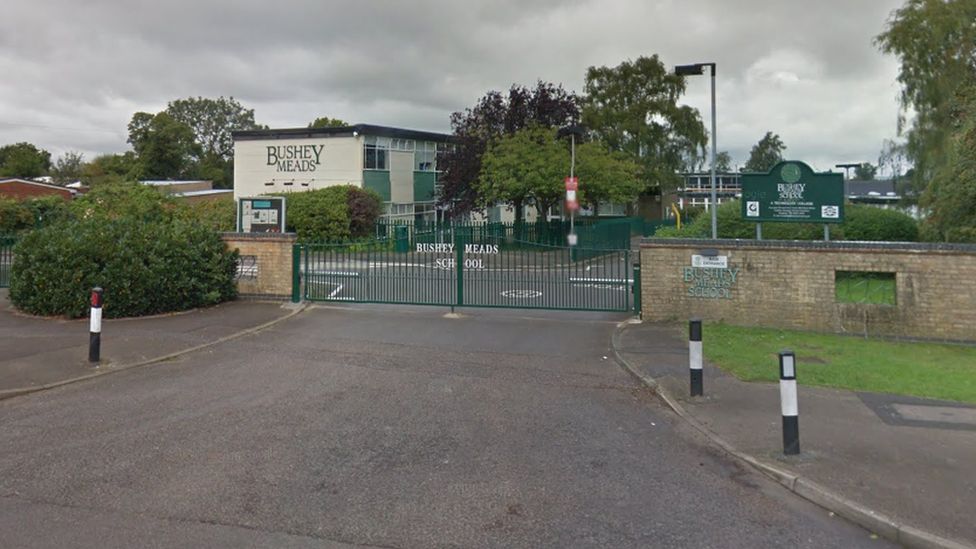 Michael plaque unveiled at Bushey Meads School BBC News