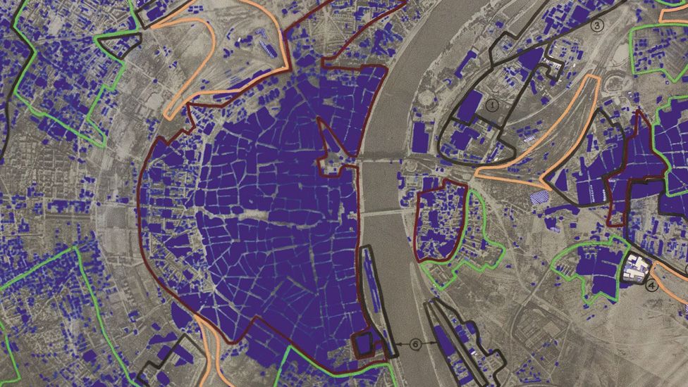 1944 aerial image of Cologne showing areas of bomb damage (in blue)