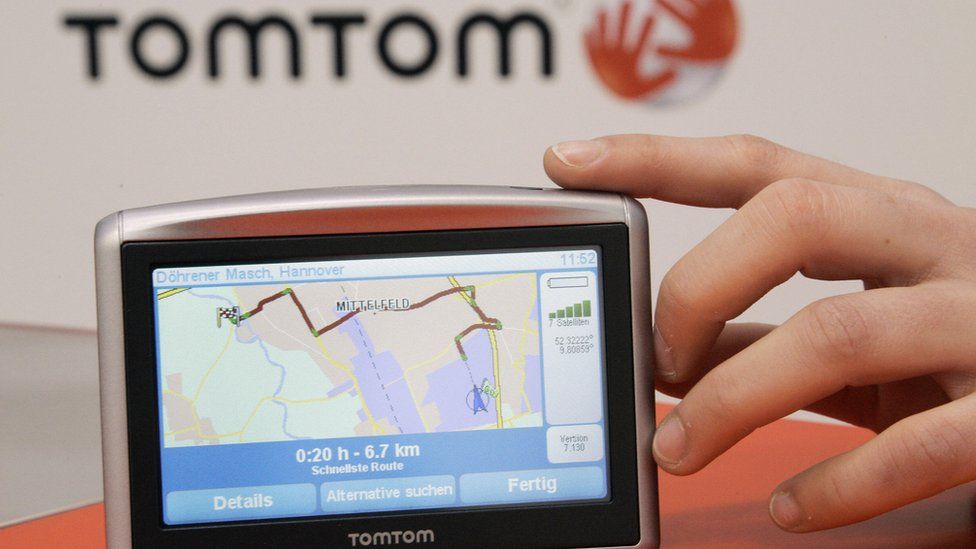 TomTom ditches updates some sat-navs - BBC News