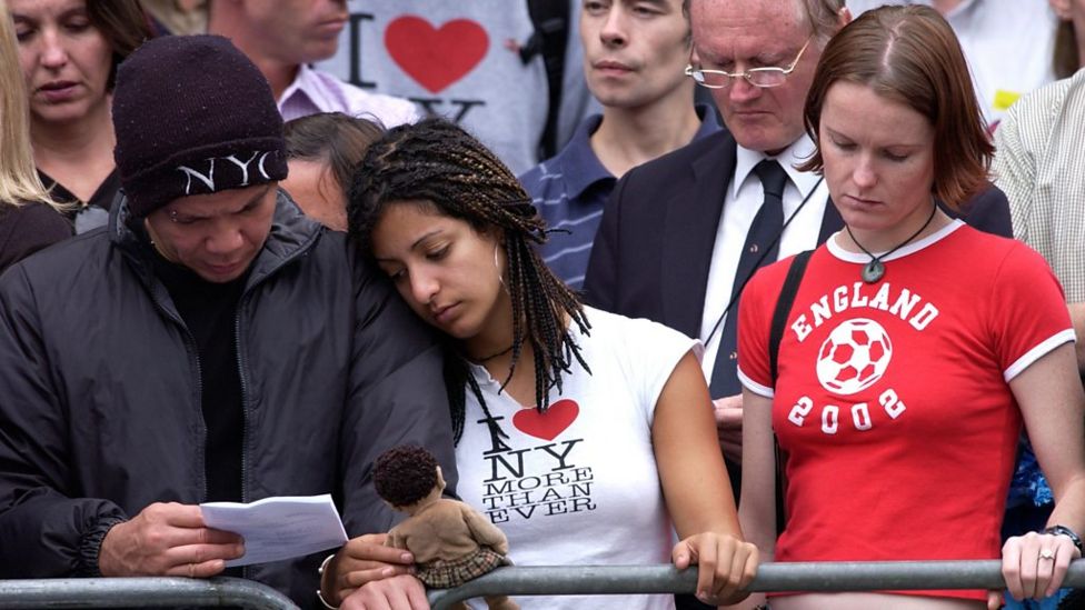 9/11 anniversary: Emotional tributes paid to lives lost - BBC News