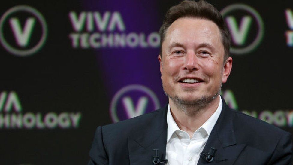 Mr. Musk has frequently requested the removal of these restrictions in court, most recently in February. Separately, a judge in New York ruled this week that Mr. Musk must defend himself against claims made by former Twitter investors that he misled them by failing to quickly disclose his share acquisitions, although an insider trading claim was rejected.