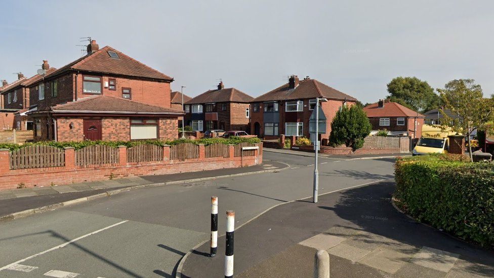 Droylsden crash Woman dies and two others seriously hurt BBC News