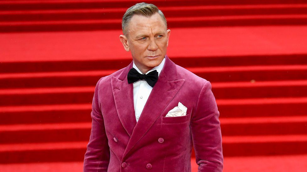 Daniel Craig poses during the world premiere of the James Bond film "No Time To Die" at the Royal Albert Hall in London, Britain, September 28, 2021