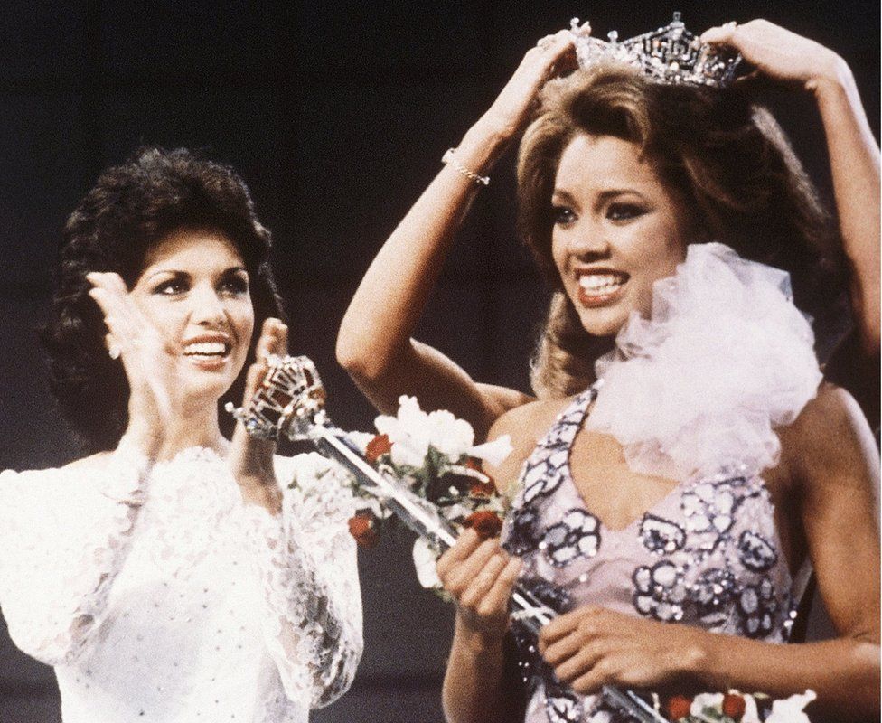 Vanessa Williams gets apology from Miss America - BBC News