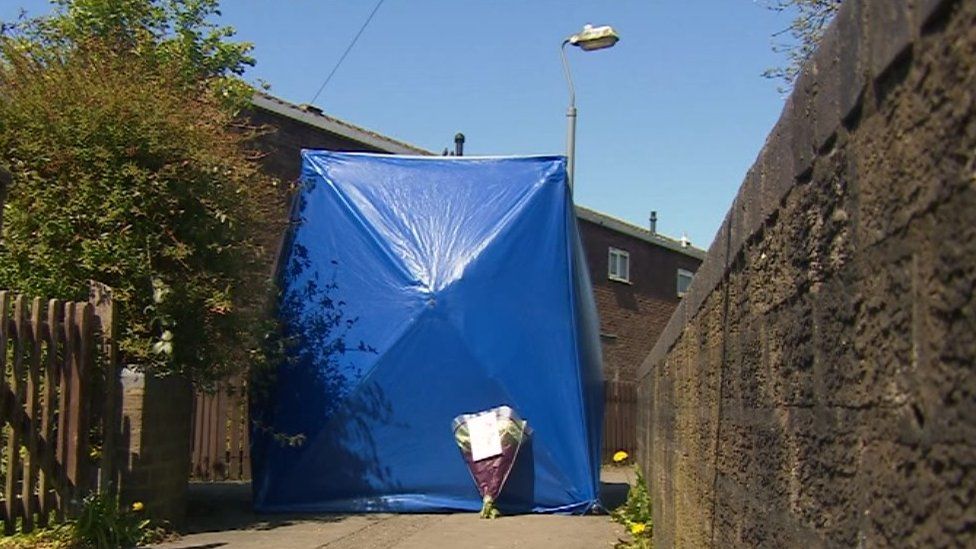 Murder Probe As Woman Dies Fleeing Balsall Heath Fire Bbc News 