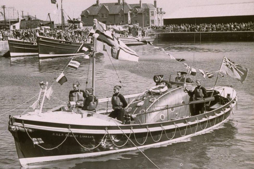 The Robert Lindsay lifeboat