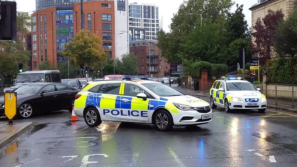 Man hit by people carrier in Reading left seriously injured - BBC News