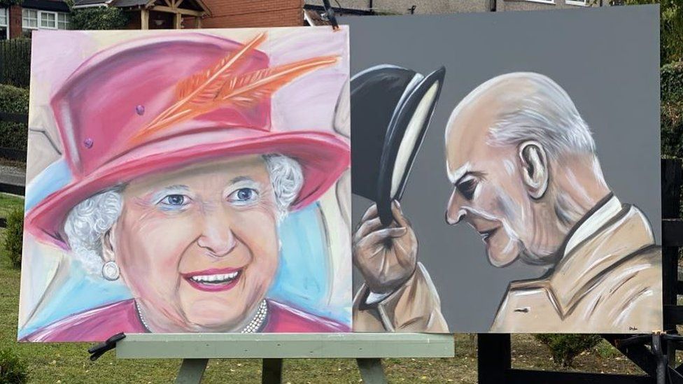 Portraits of Queen Elizabeth II and Prince Philip