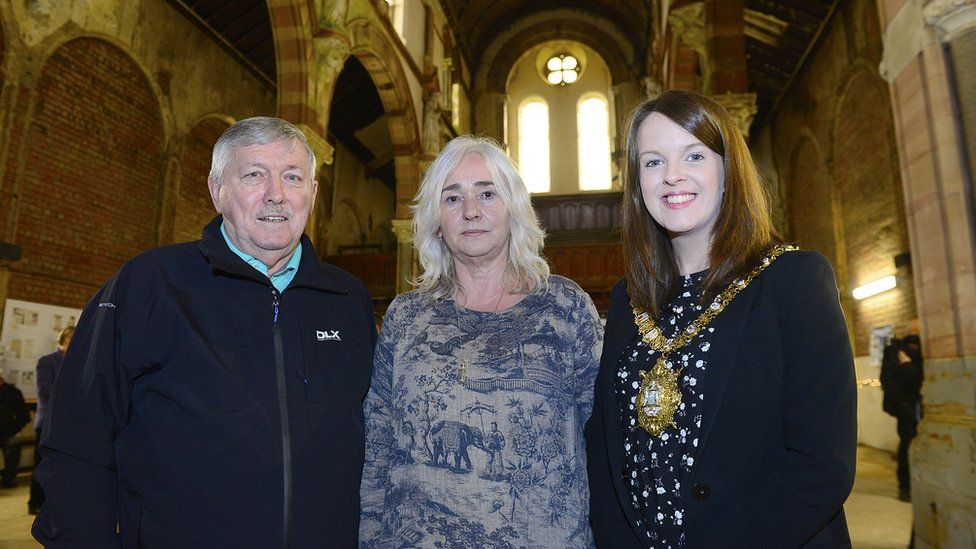 Patrick Benson and Terry McKeown (centre) of Sailortown Regeneration Group with the Lord Mayor of Belfast, Nuala McAllister