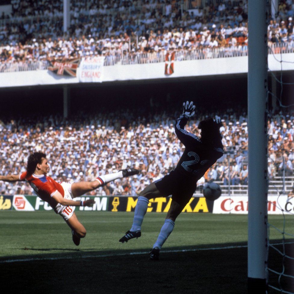 Bryan Robson scoring against France after 27 seconds at the 1982 World Cup