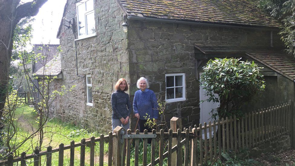 Jean Webb and Jenny Nicholson