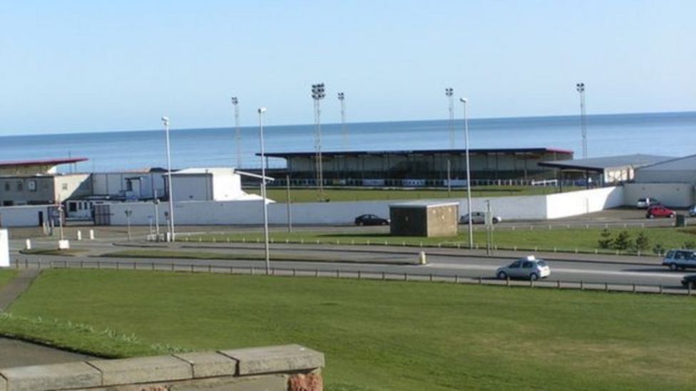 Football fans warned to behave ahead of Angus derby BBC News