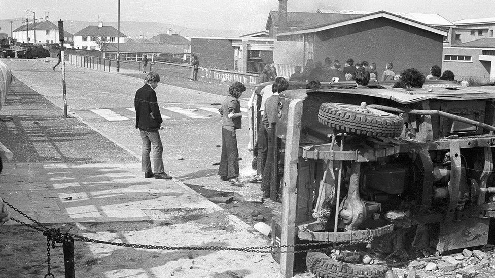 The little school on the front line in 1970s Londonderry - BBC News