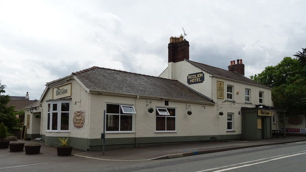 Caernarfon Town football manager and wife admit pub fight offences ...