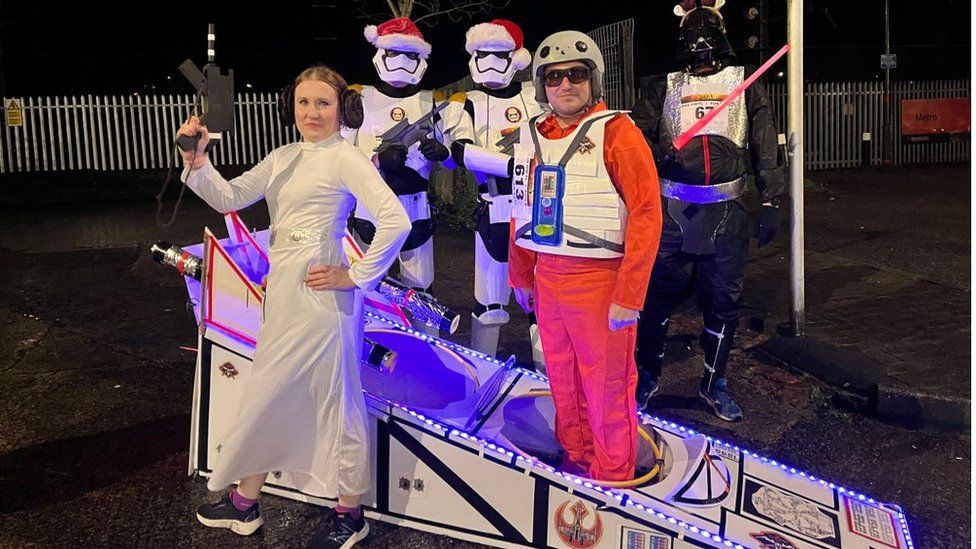 Group from Mountain Ash dressed in Star Wars outfits