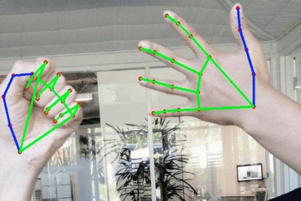 Google hand tracking two hands