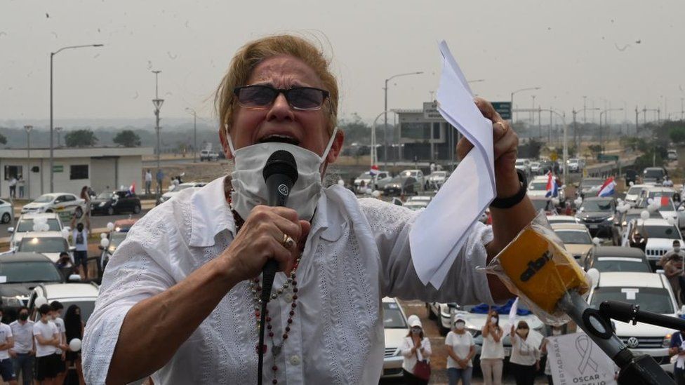 Mirta Denis, the sister of former vice-president (2012-2013) Oscar Denis, speaks during a caravan to demand the release of her brother and his employee, farmworker Adelio Mendoza, allegedly kidnapped by the Army of the Paraguayan People (EPP), on September 13, 2020, in Asuncion.